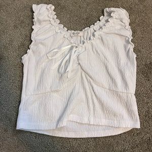 Brandy Melville crop top 🤍